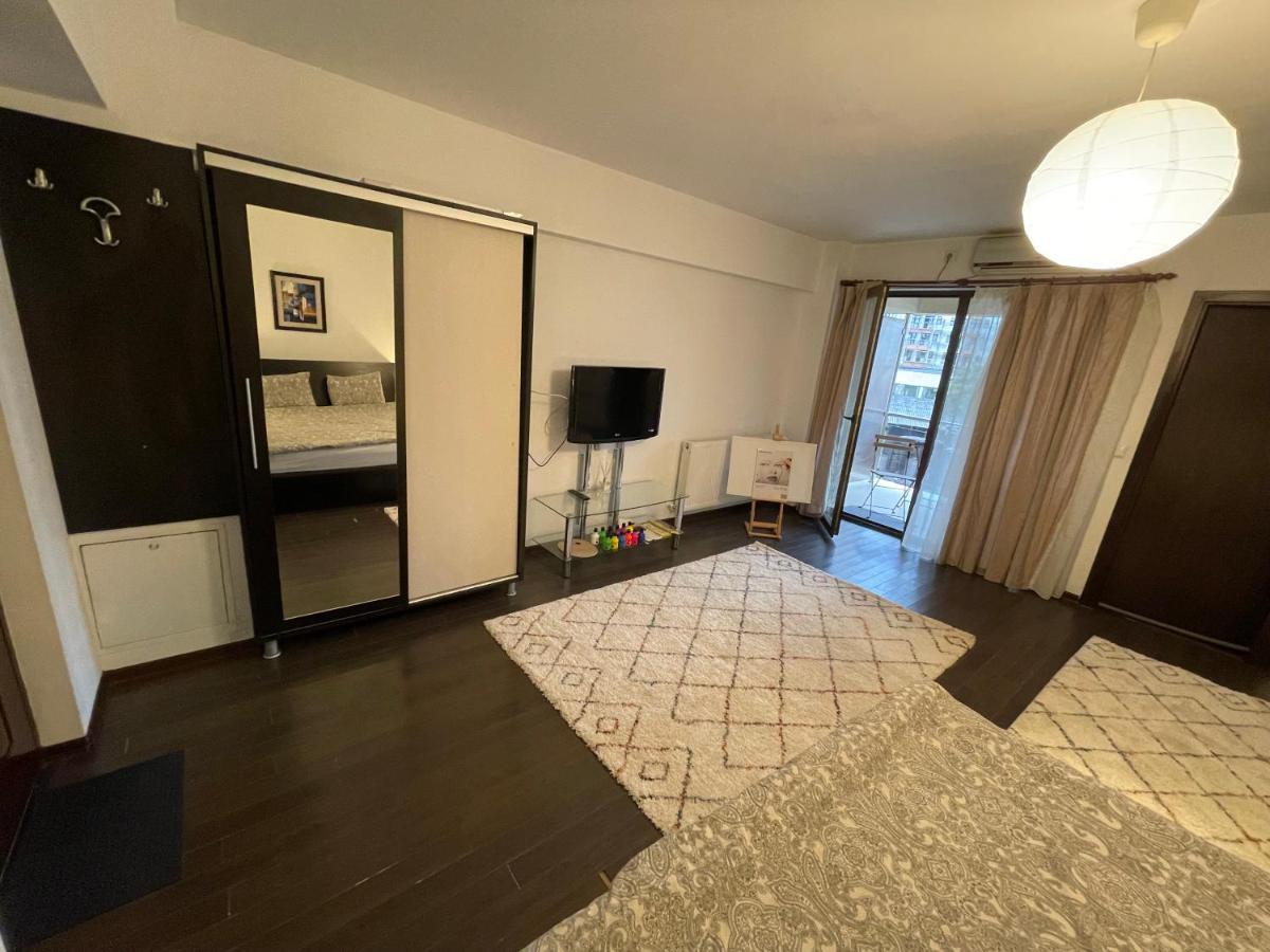 L'Atelier - Relax And Enjoy Your Stay Iasi Esterno foto